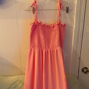 Women’s pink maxi dress